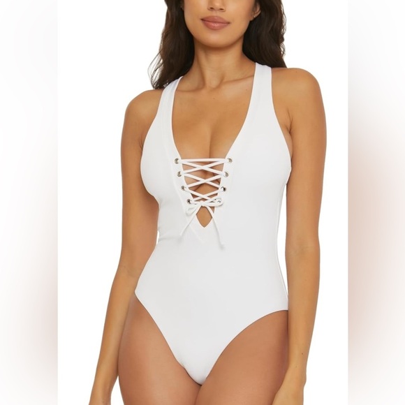 BECCA Modern Edge One Piece Swimsuit in White Size Large - Picture 1 of 9